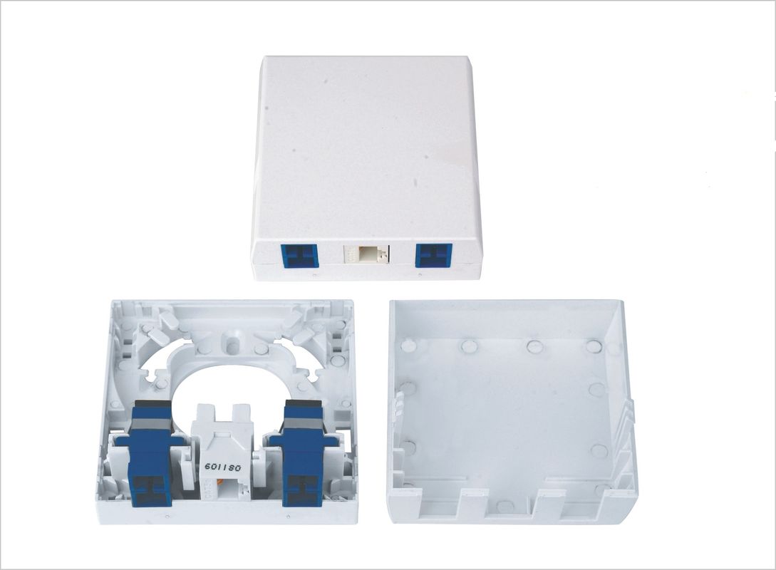 광섬유 종료 벽면 소켓 RJ45와 SC 86Type 설치를 위한 단 하나 가족 단위는 YH1043를 상자에 넣습니다